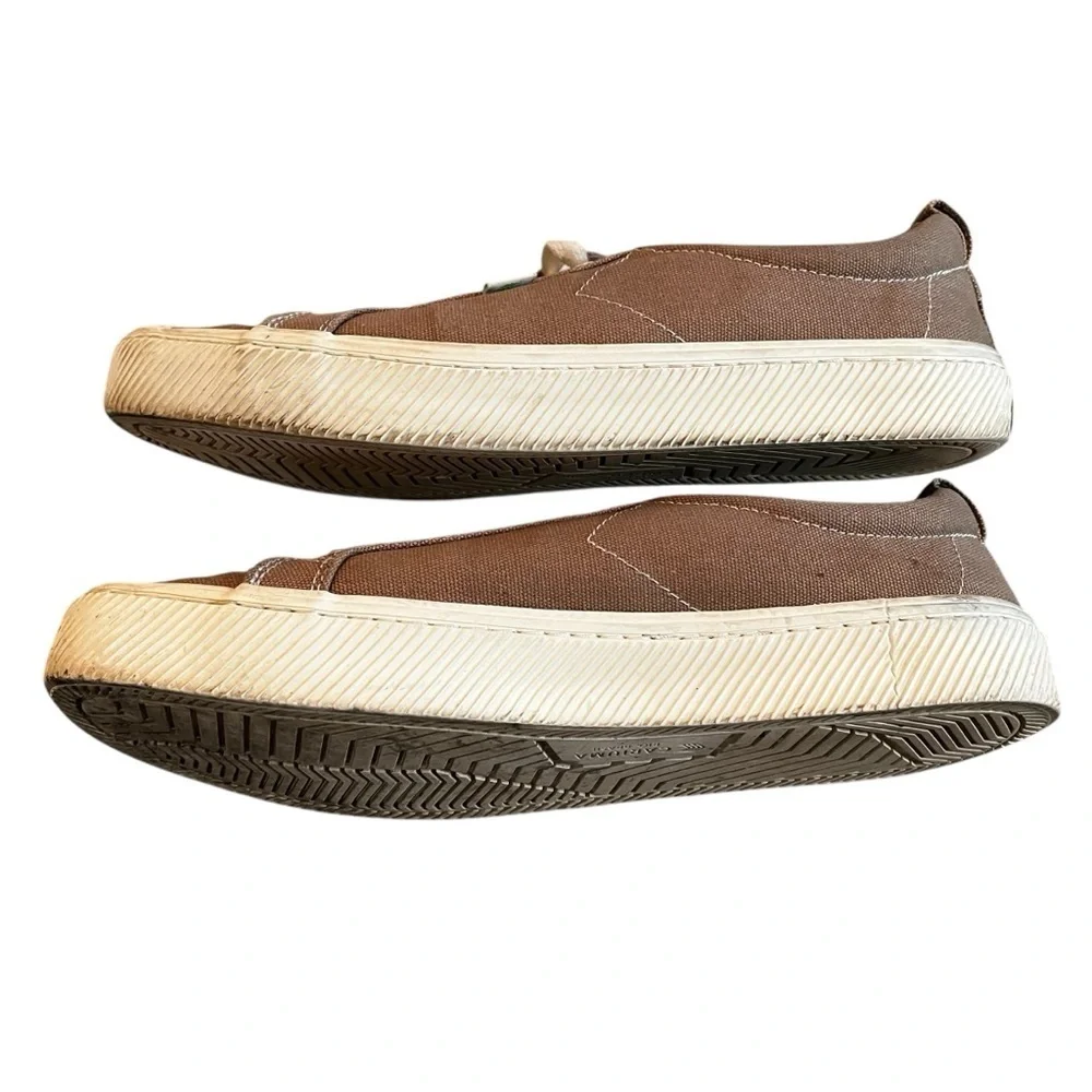 Cariuma OCA Men’s 9 Women’s 10.5 Low Canvas Sneakers Burnt Sand Brown